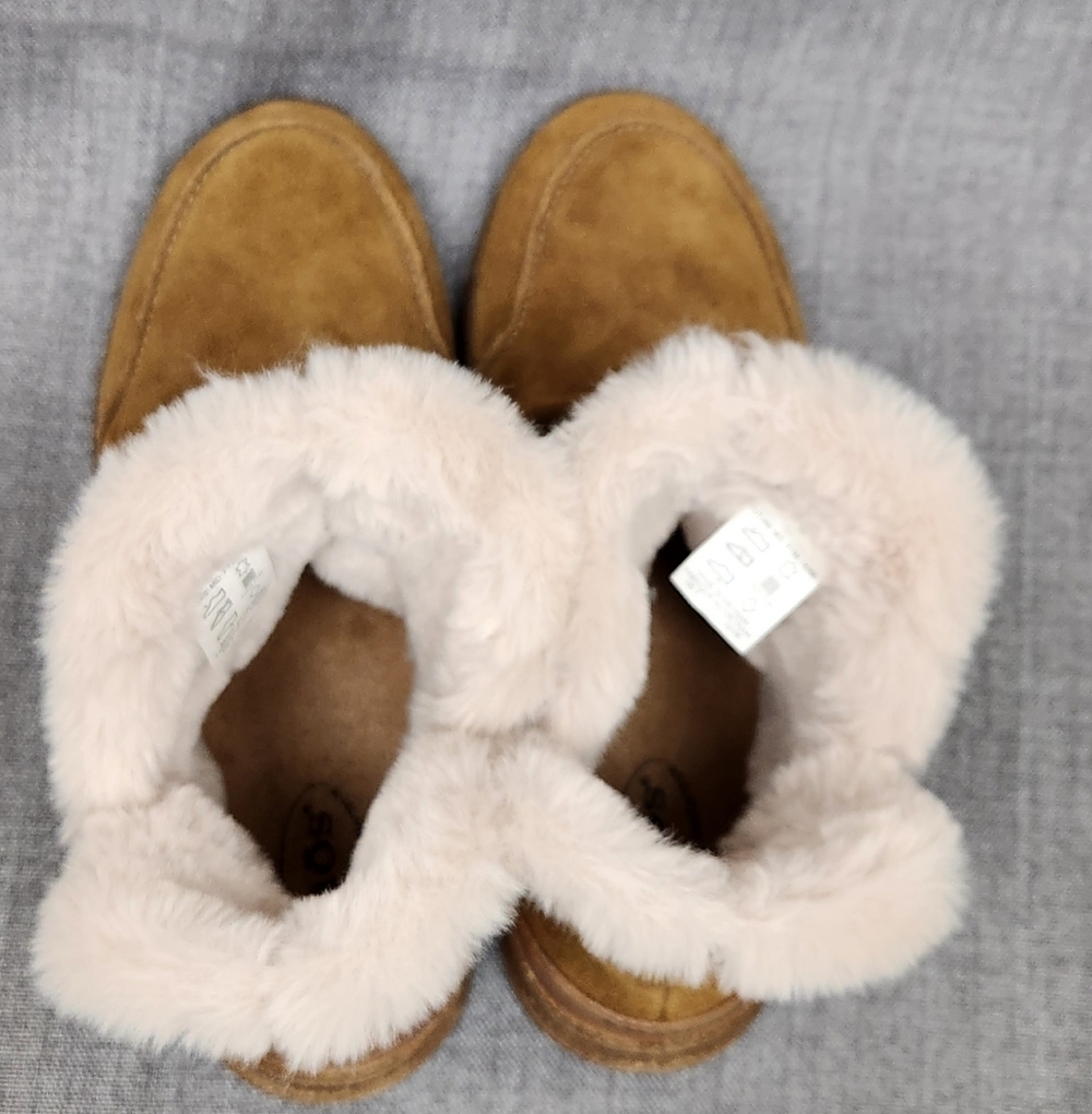 Taos Women's Future Mid Suede Boots. 7 - Picture 6 of 10